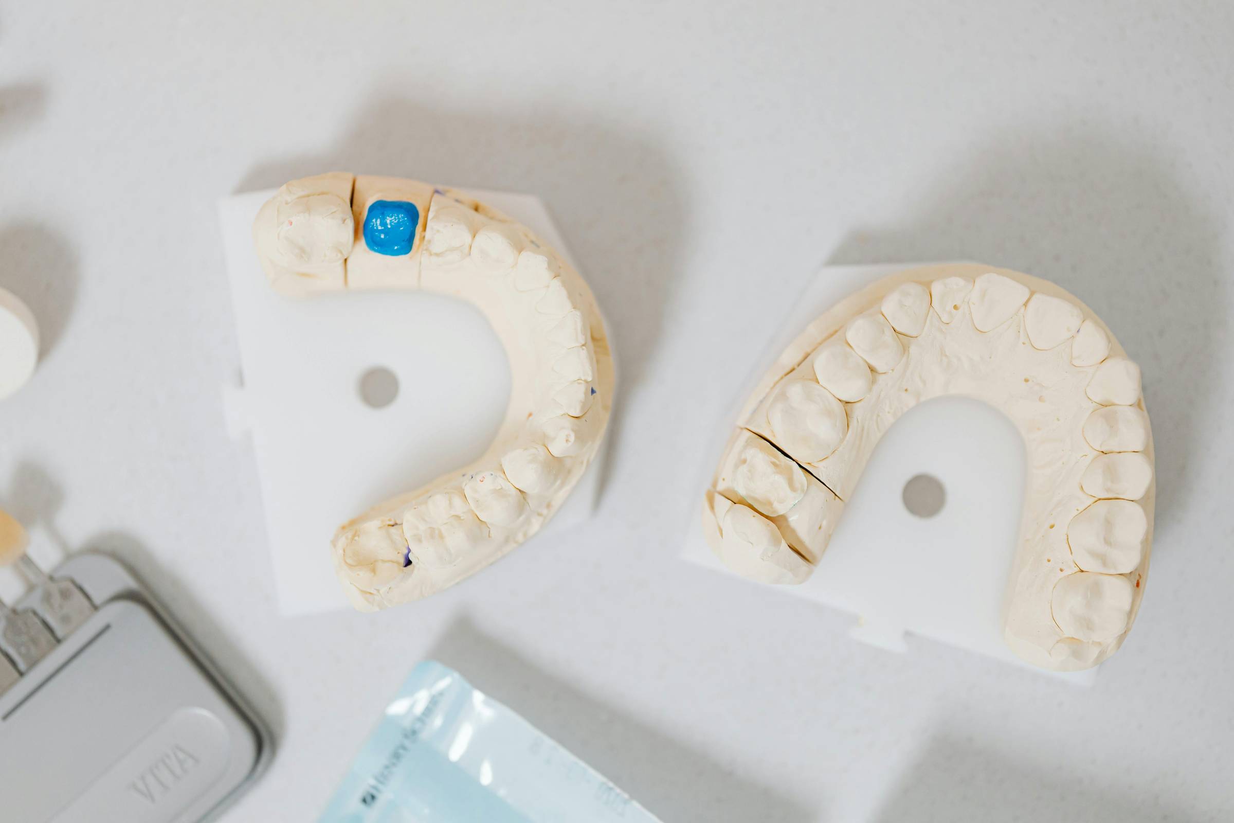 Dental crowns molds
