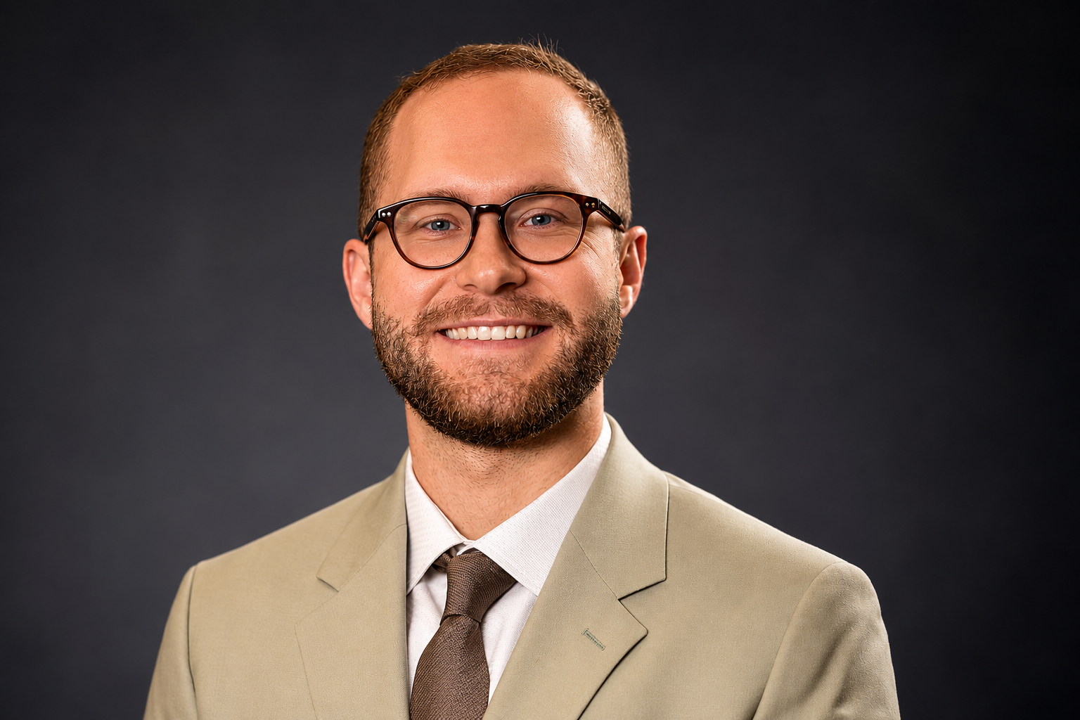 Dr. Carter professional headshot at Carter | Callaway Dental Group in Tallahassee, Florida.